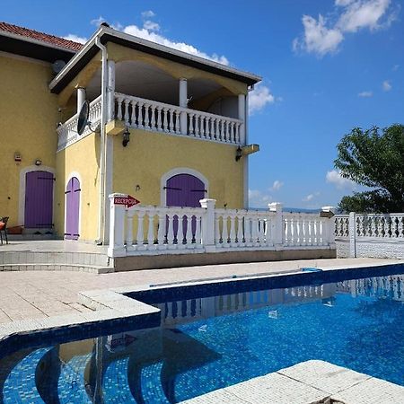 V & V Villa Lalince Εξωτερικό φωτογραφία