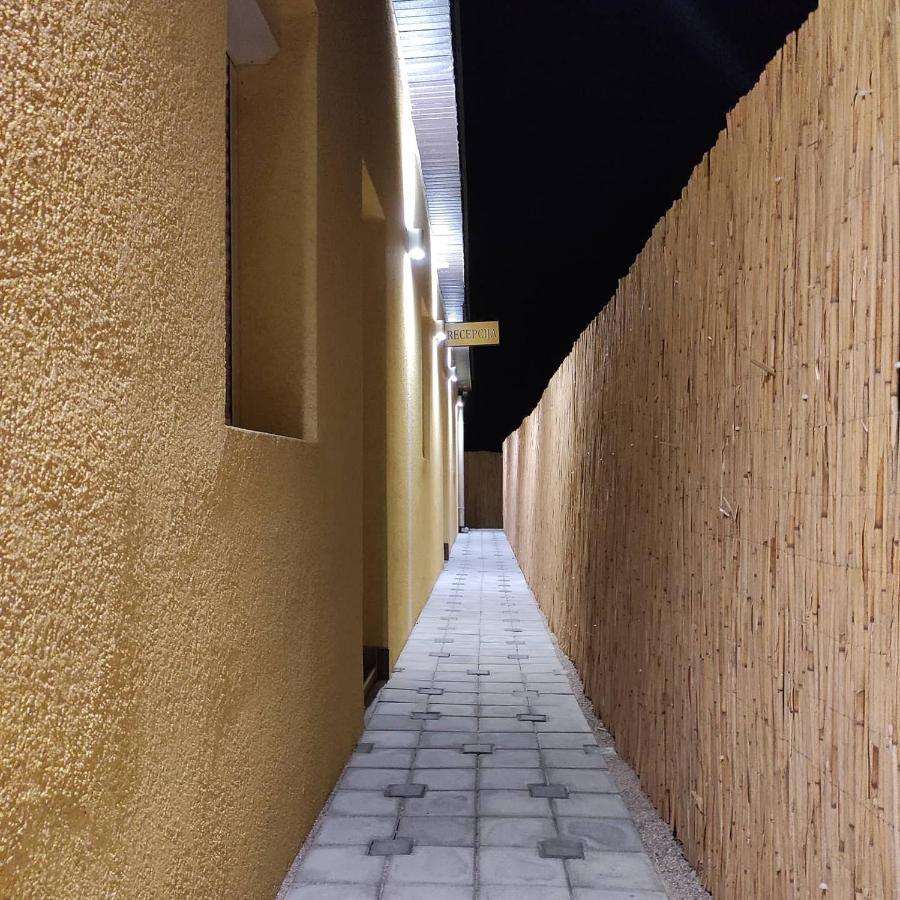V & V Villa Lalince Εξωτερικό φωτογραφία