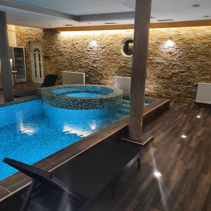 V & V Villa Lalince Εξωτερικό φωτογραφία