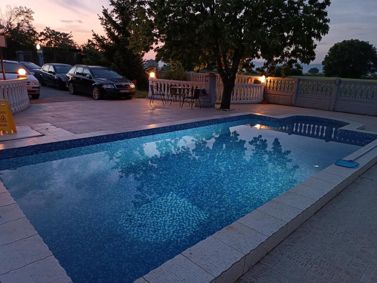 V & V Villa Lalince Εξωτερικό φωτογραφία