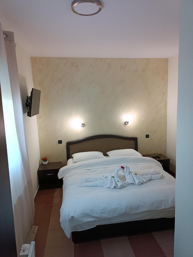 V & V Villa Lalince Εξωτερικό φωτογραφία