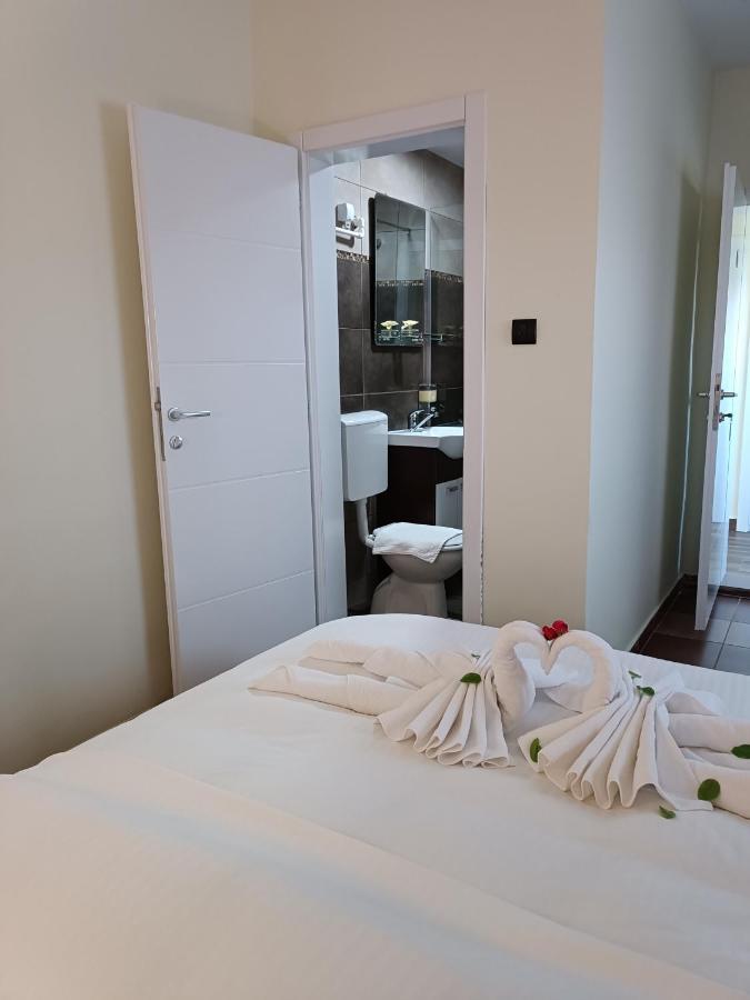 V & V Villa Lalince Εξωτερικό φωτογραφία